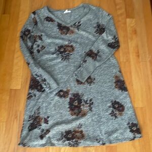 Maurice’s sweater dress in excellent condition, size large.